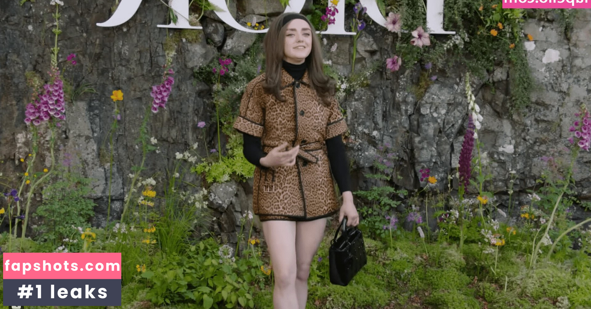 Maisie Williams gallery photo #397