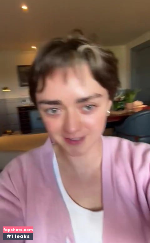 Maisie Williams gallery photo #423