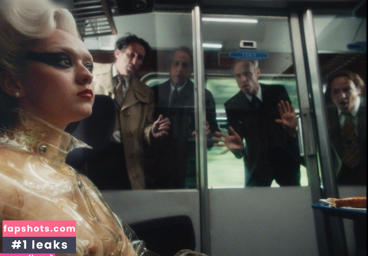 Maisie Williams gallery photo #470