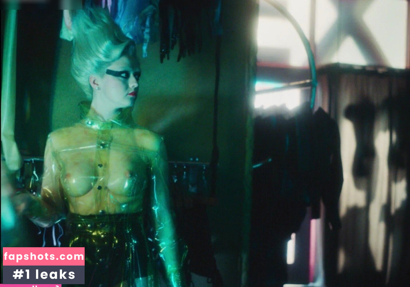 Maisie Williams gallery photo #471