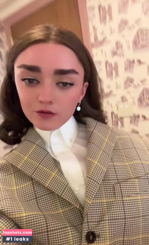 Maisie Williams gallery photo #491