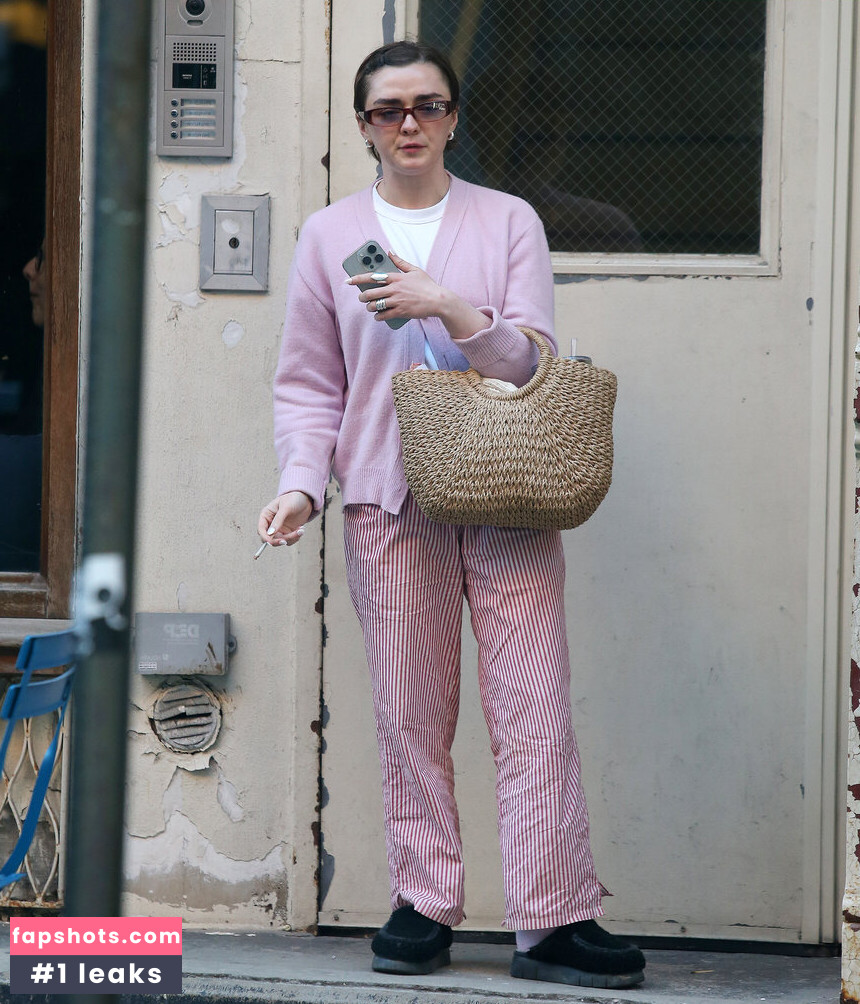 Maisie Williams gallery photo #501