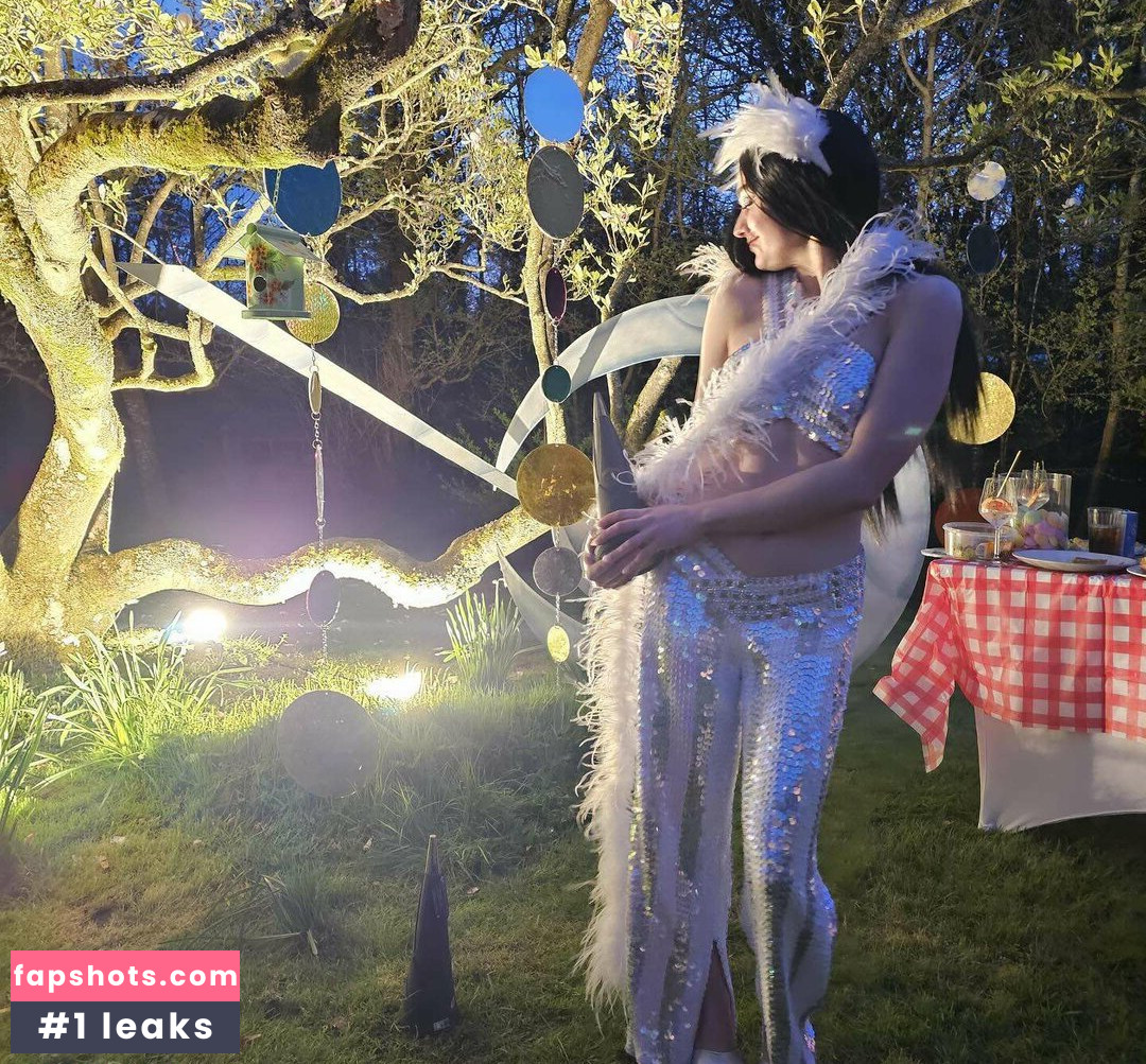 Maisie Williams gallery photo #512