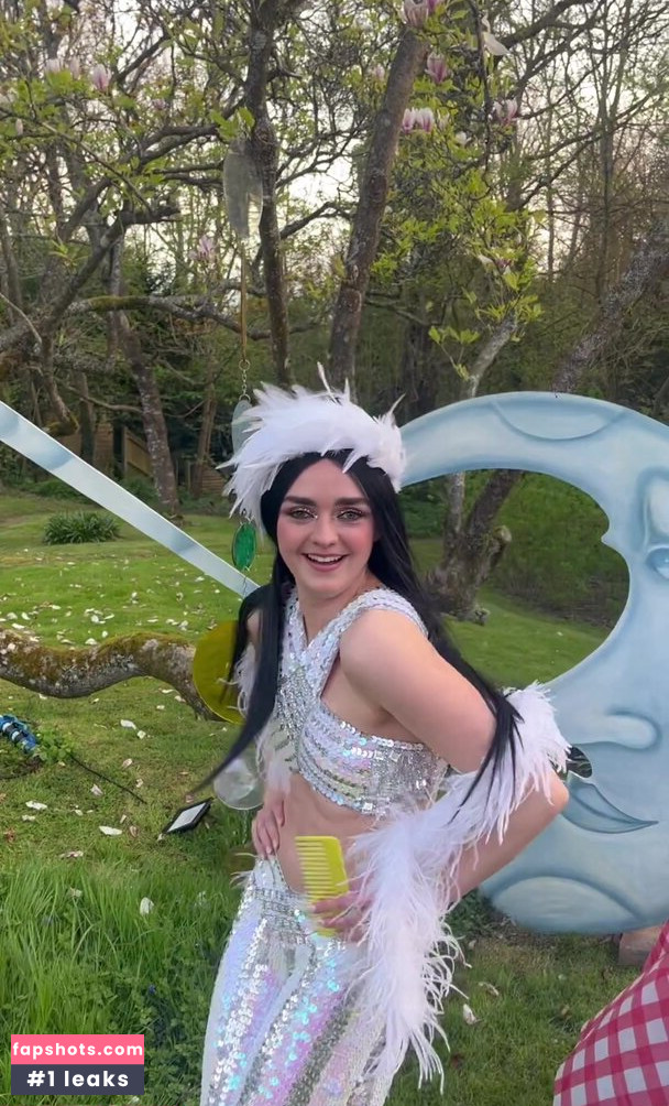 Maisie Williams gallery photo #526