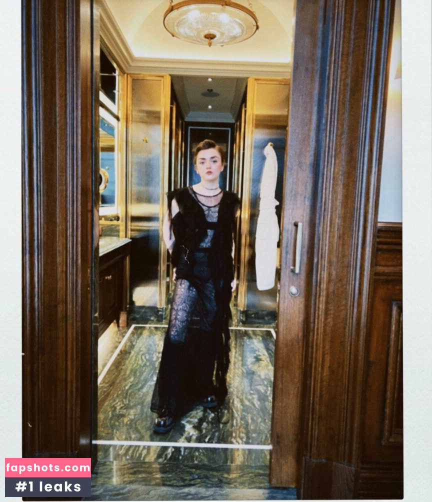 Maisie Williams gallery photo #539