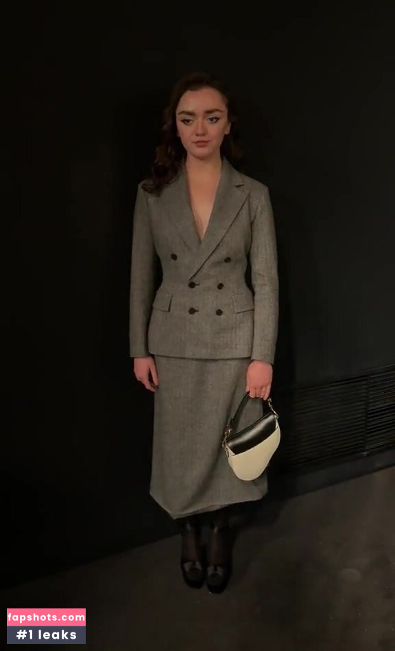 Maisie Williams gallery photo #648