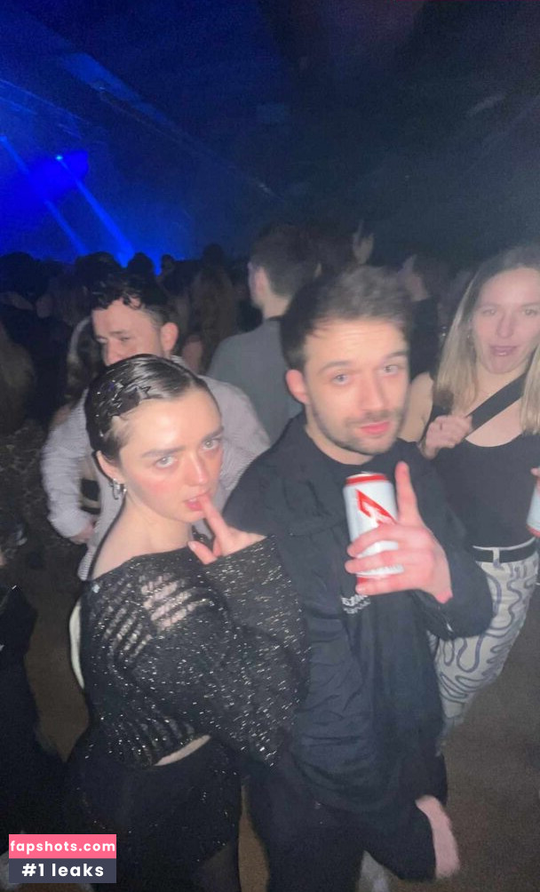 Maisie Williams gallery photo #658