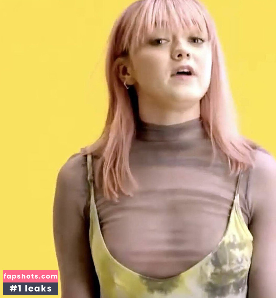 Maisie Williams gallery photo #681