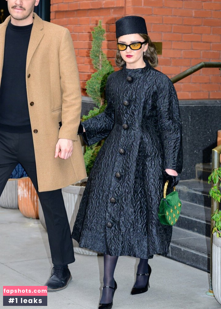 Maisie Williams gallery photo #704