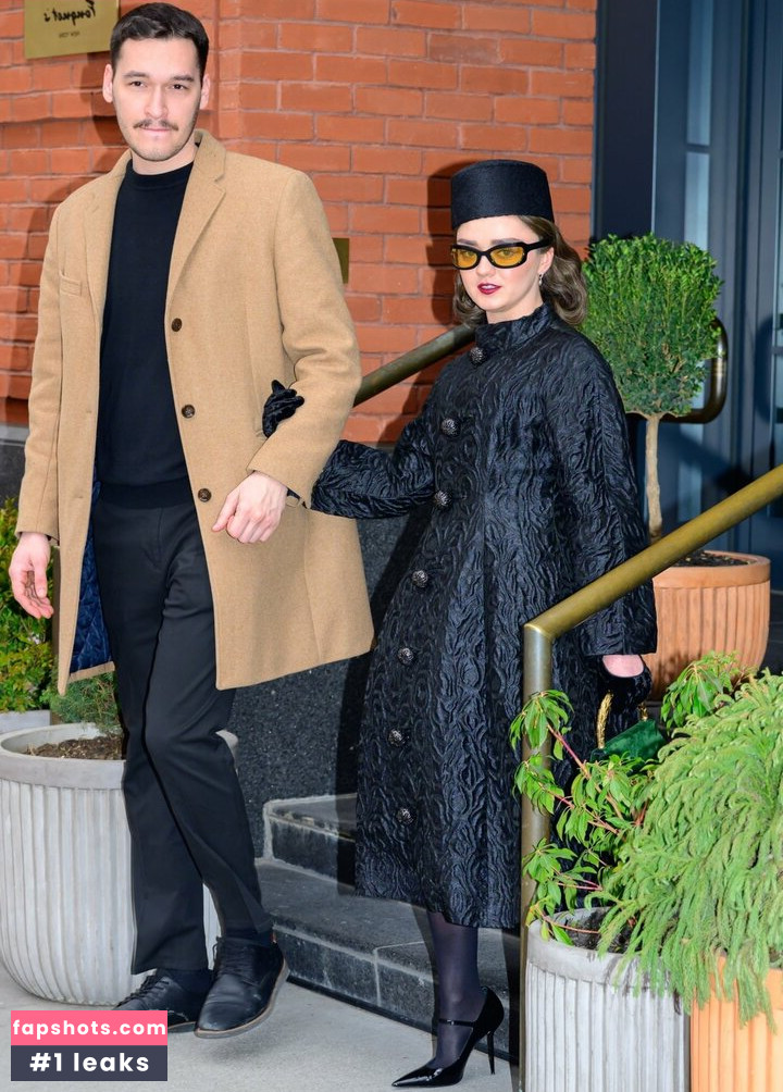 Maisie Williams gallery photo #705