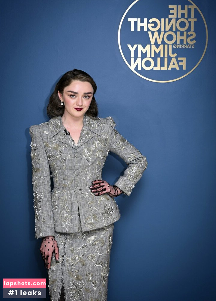Maisie Williams gallery photo #706