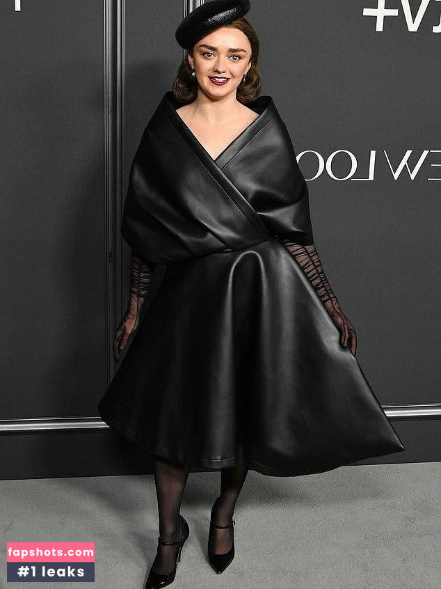 Maisie Williams gallery photo #711