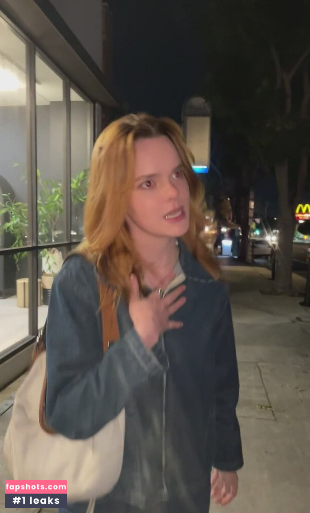 Maisie Williams gallery photo #719