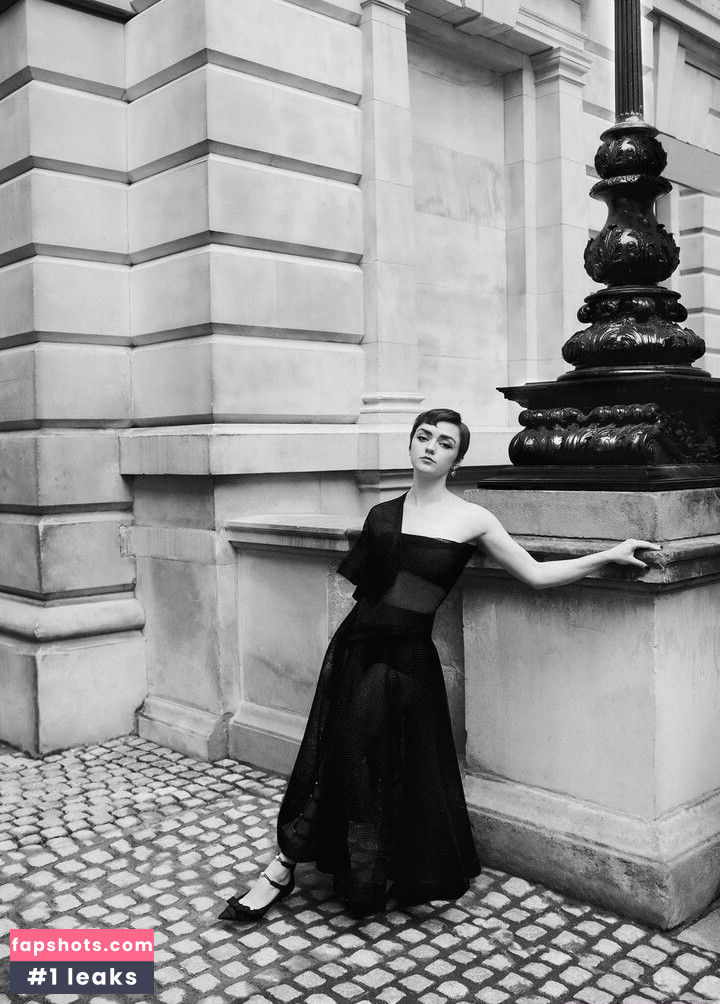 Maisie Williams gallery photo #726