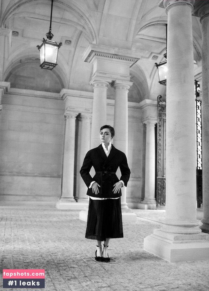 Maisie Williams gallery photo #727