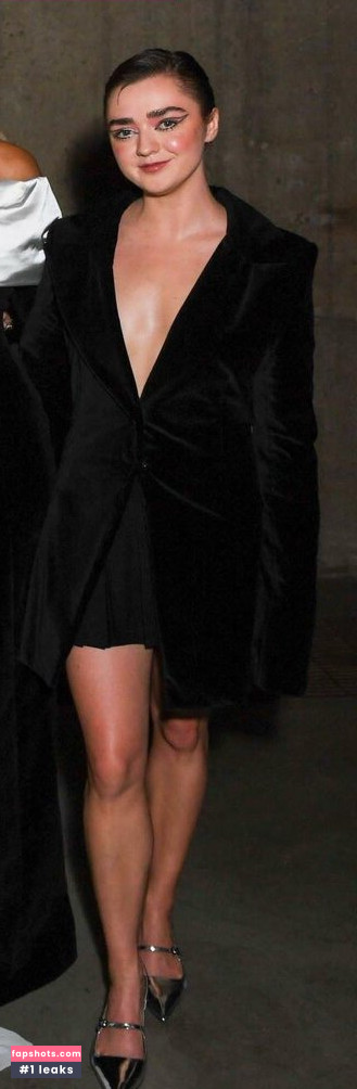 Maisie Williams gallery photo #752