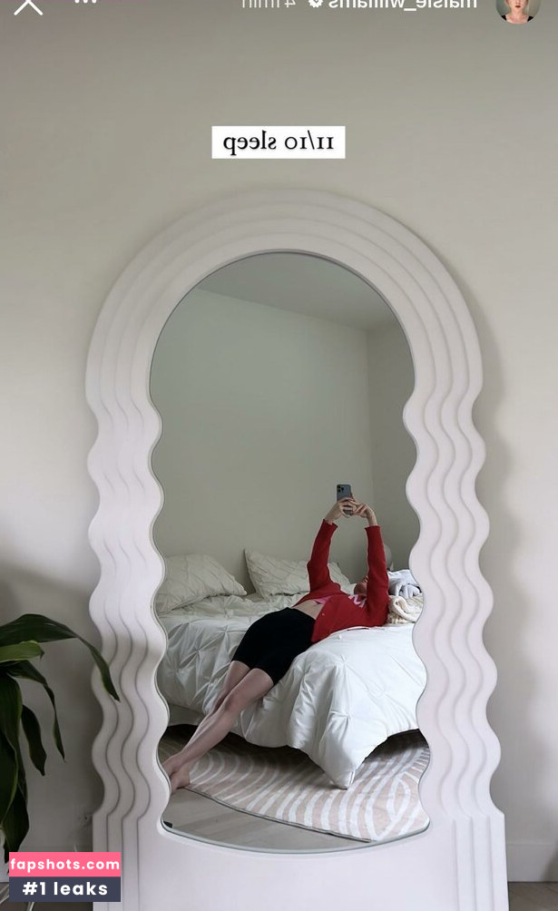 Maisie Williams gallery photo #781