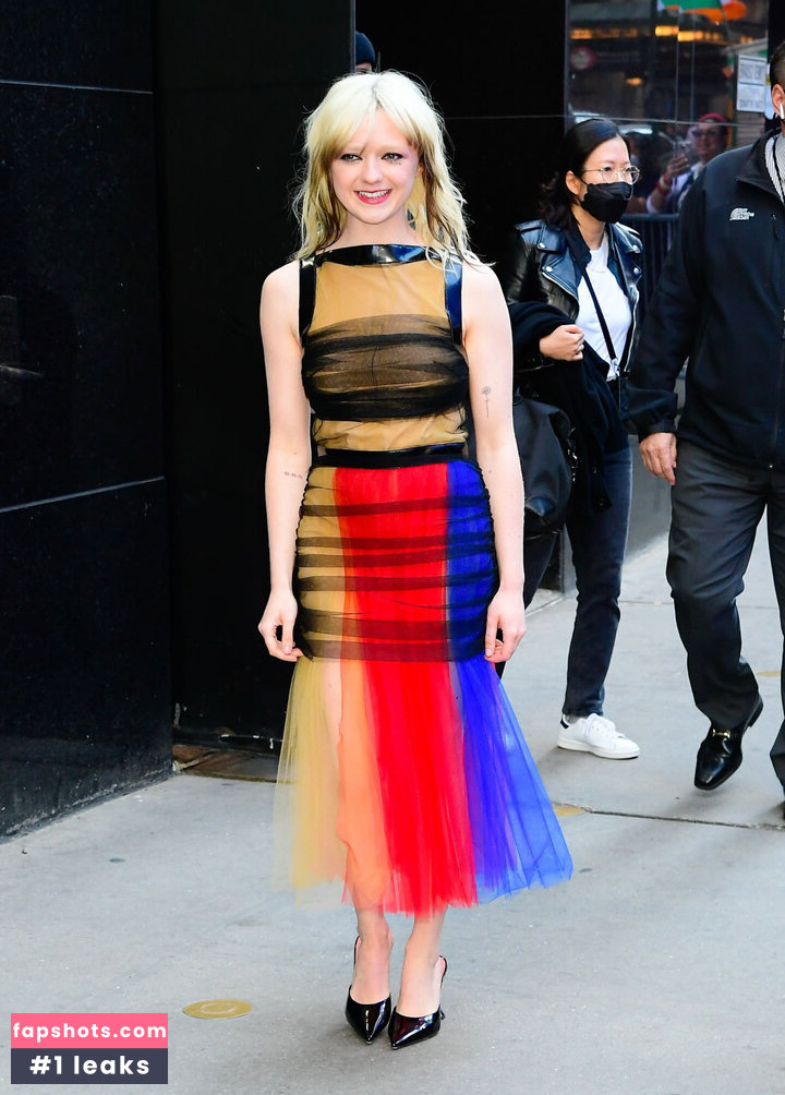 Maisie Williams gallery photo #795