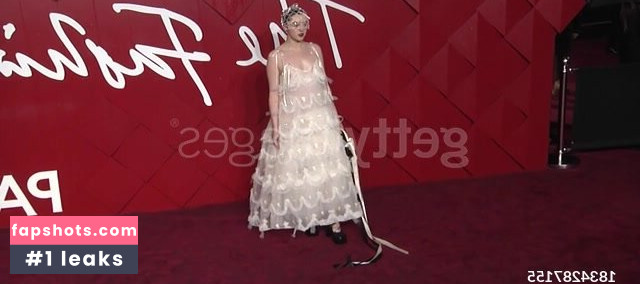 Maisie Williams gallery photo #798