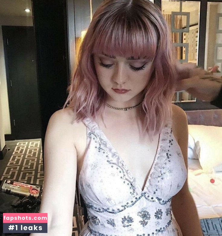 Maisie Williams gallery photo #838