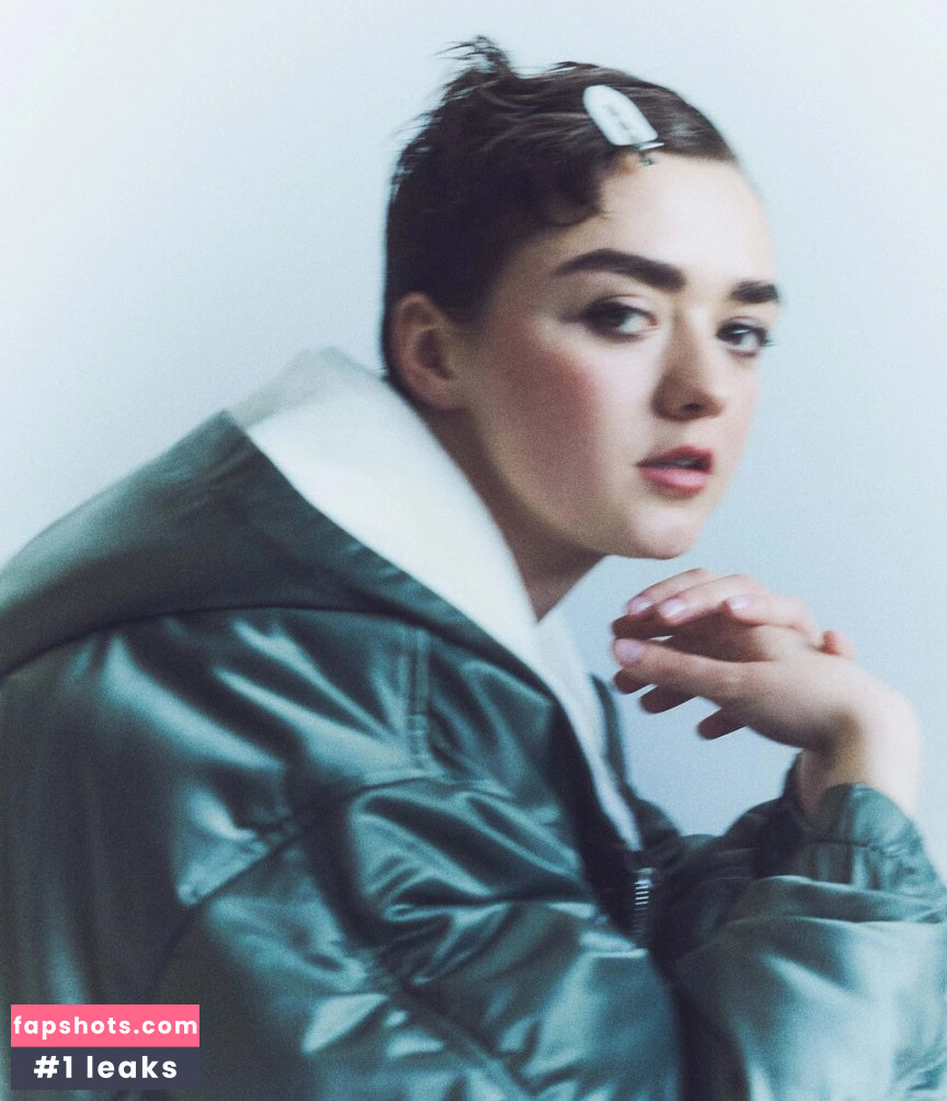 Maisie Williams gallery photo #876