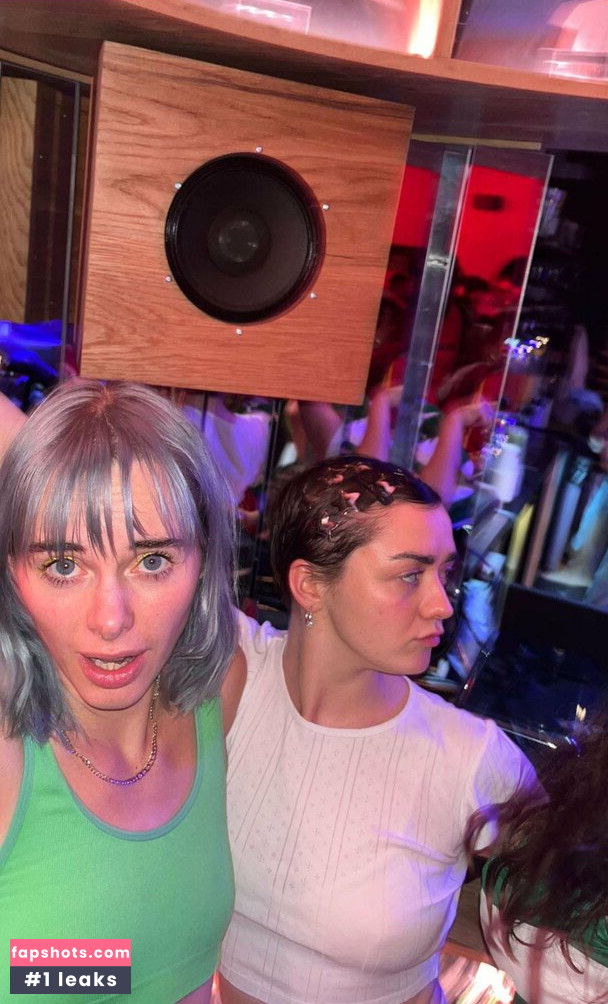 Maisie Williams gallery photo #884