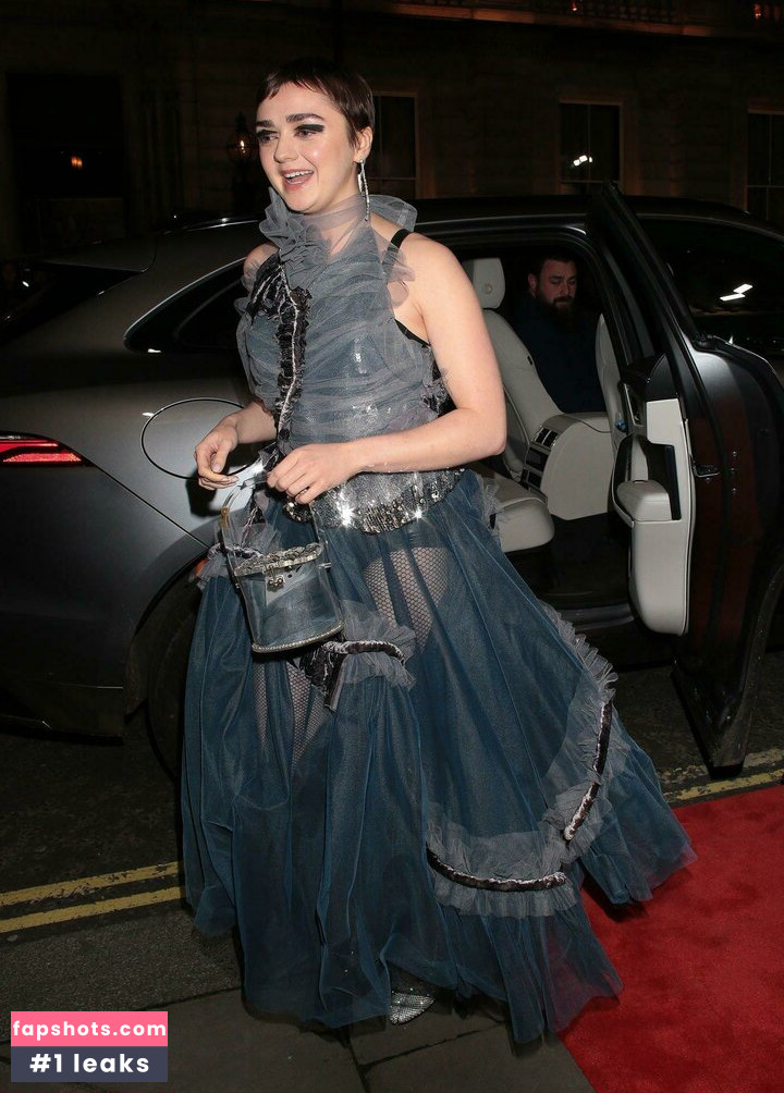 Maisie Williams gallery photo #893