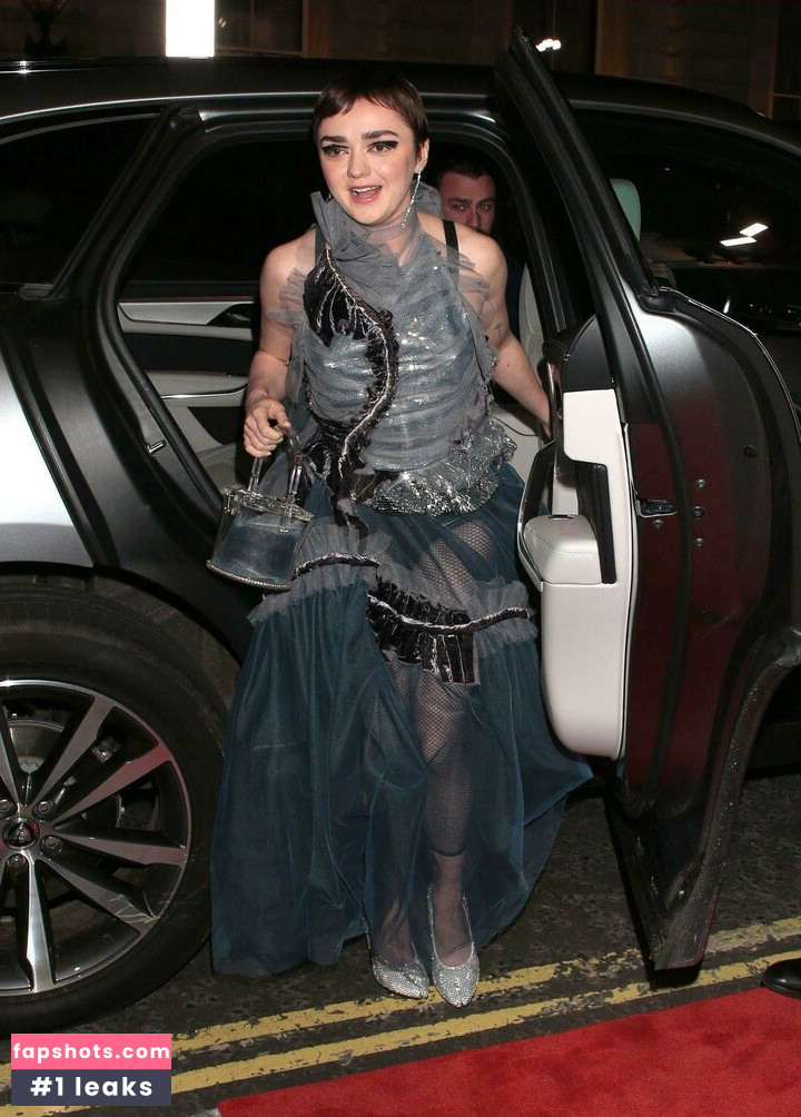 Maisie Williams gallery photo #894