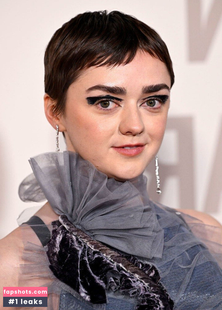 Maisie Williams gallery photo #912