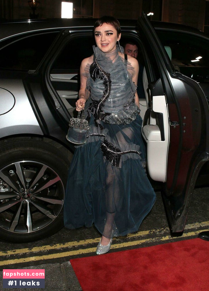 Maisie Williams gallery photo #914