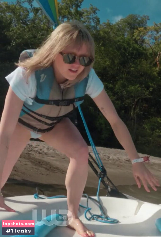 Maisie Williams gallery photo #924