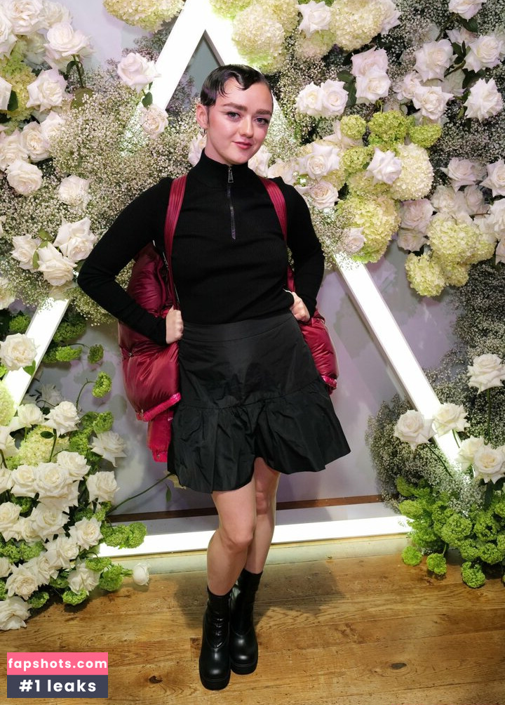 Maisie Williams gallery photo #938