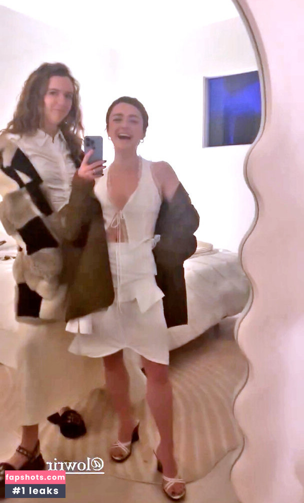 Maisie Williams gallery photo #951