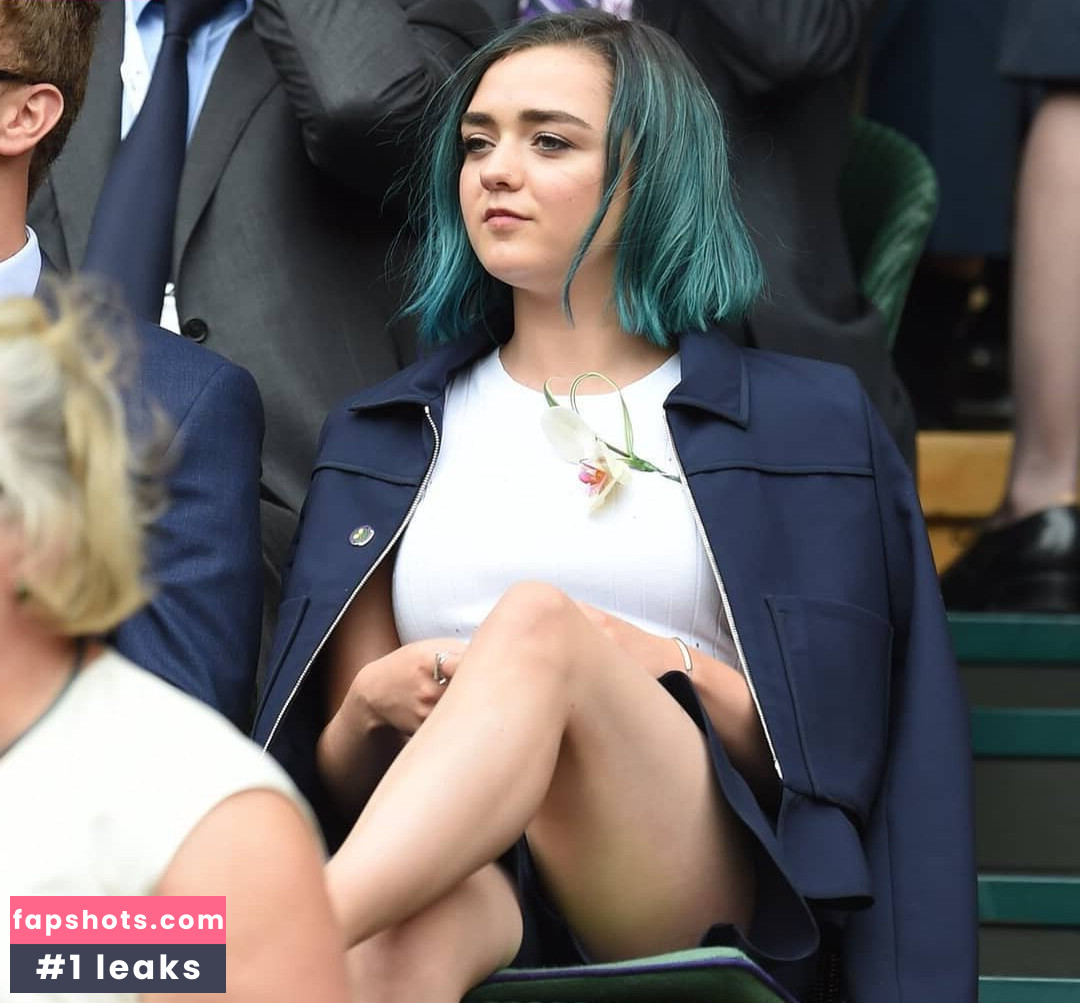 Maisie Williams gallery photo #982