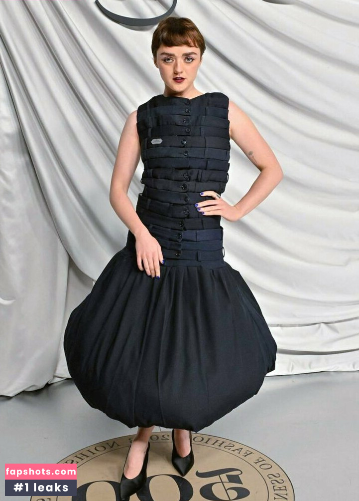 Maisie Williams gallery photo #993