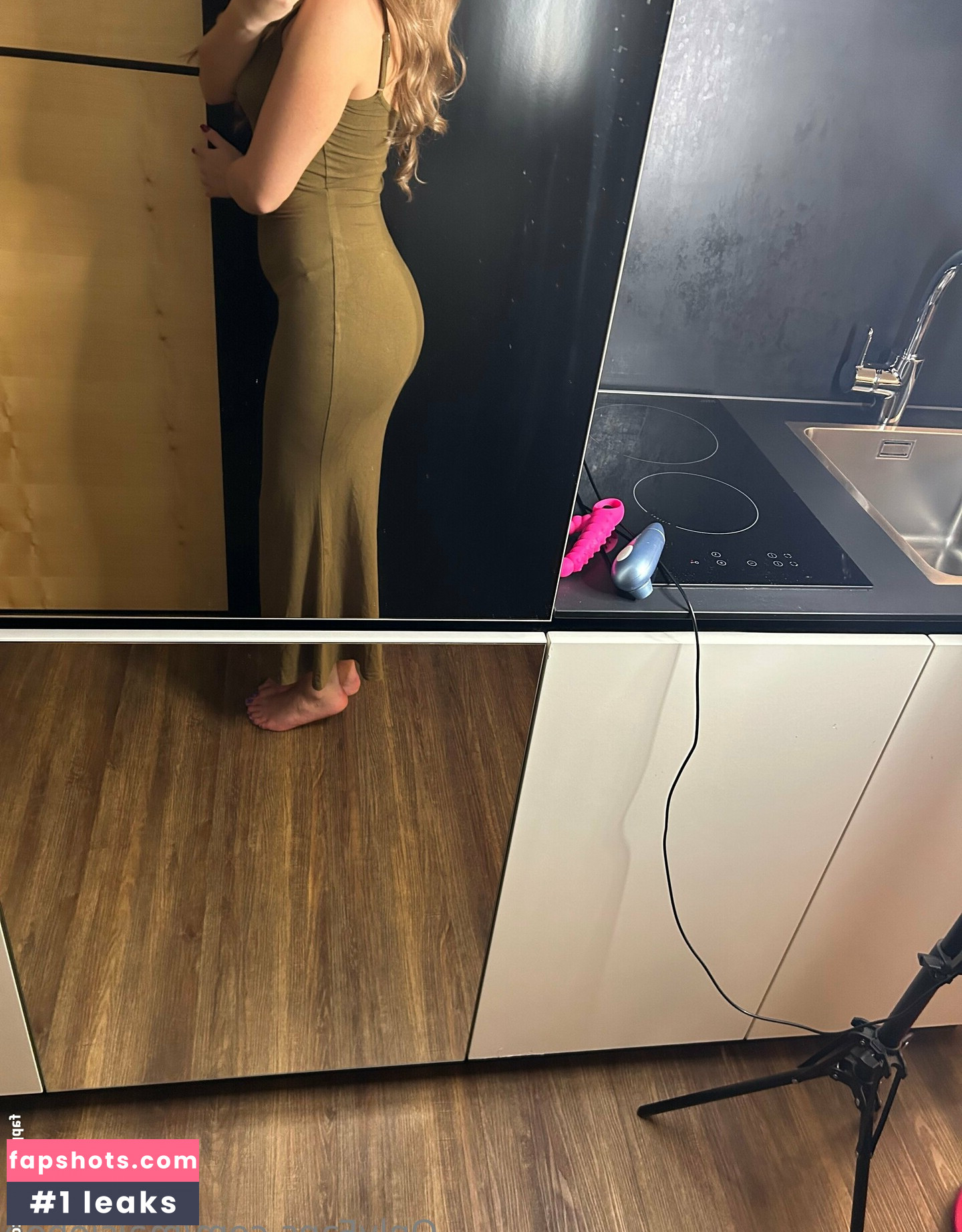 maisiebee nude babe gallery