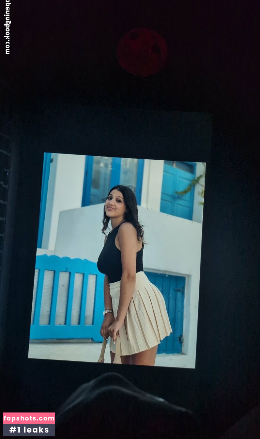 Maissa Hocini gallery photo #5