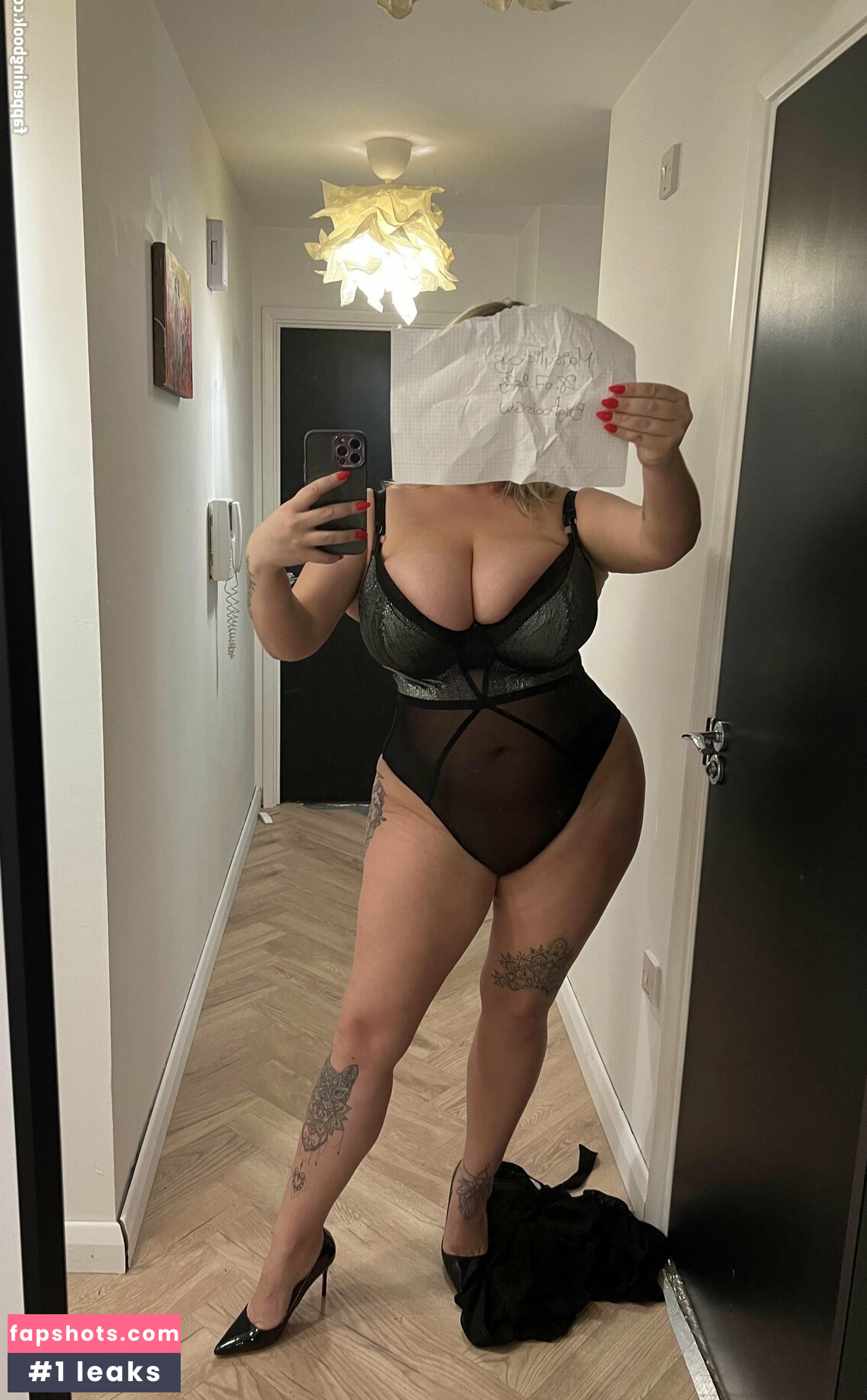 Maisy gallery photo #20