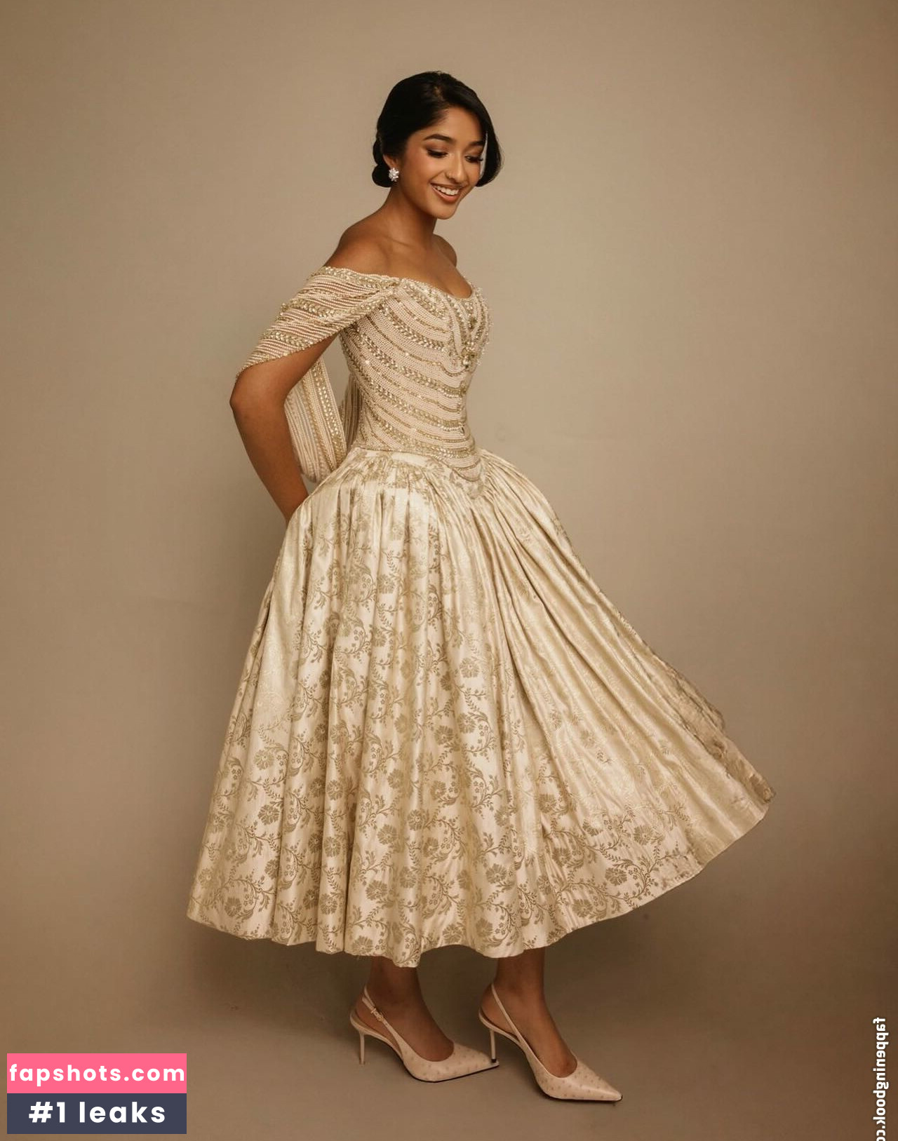 Maitreyi Ramakrishnan gallery photo #6