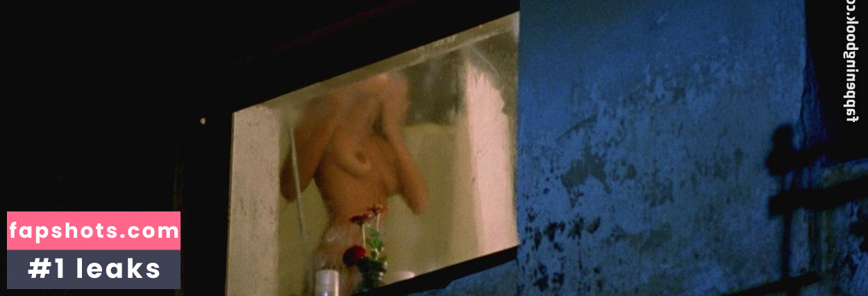 Maïwenn Le Besco gallery photo #9