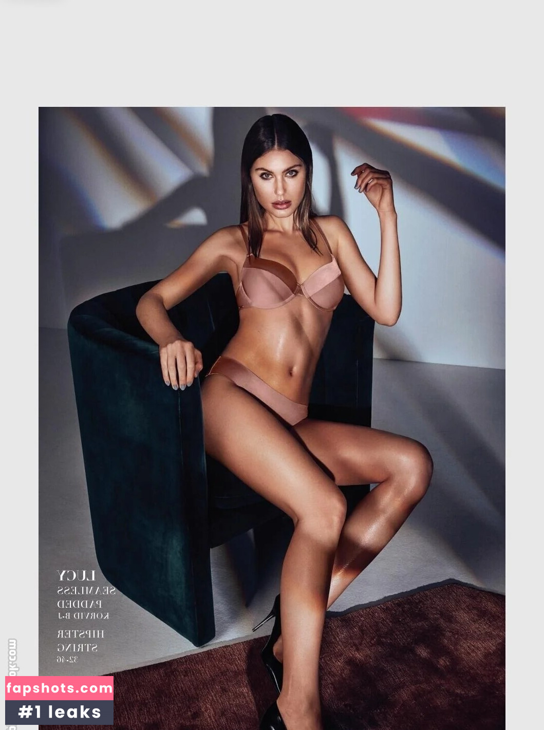 Maja Krag gallery photo #117