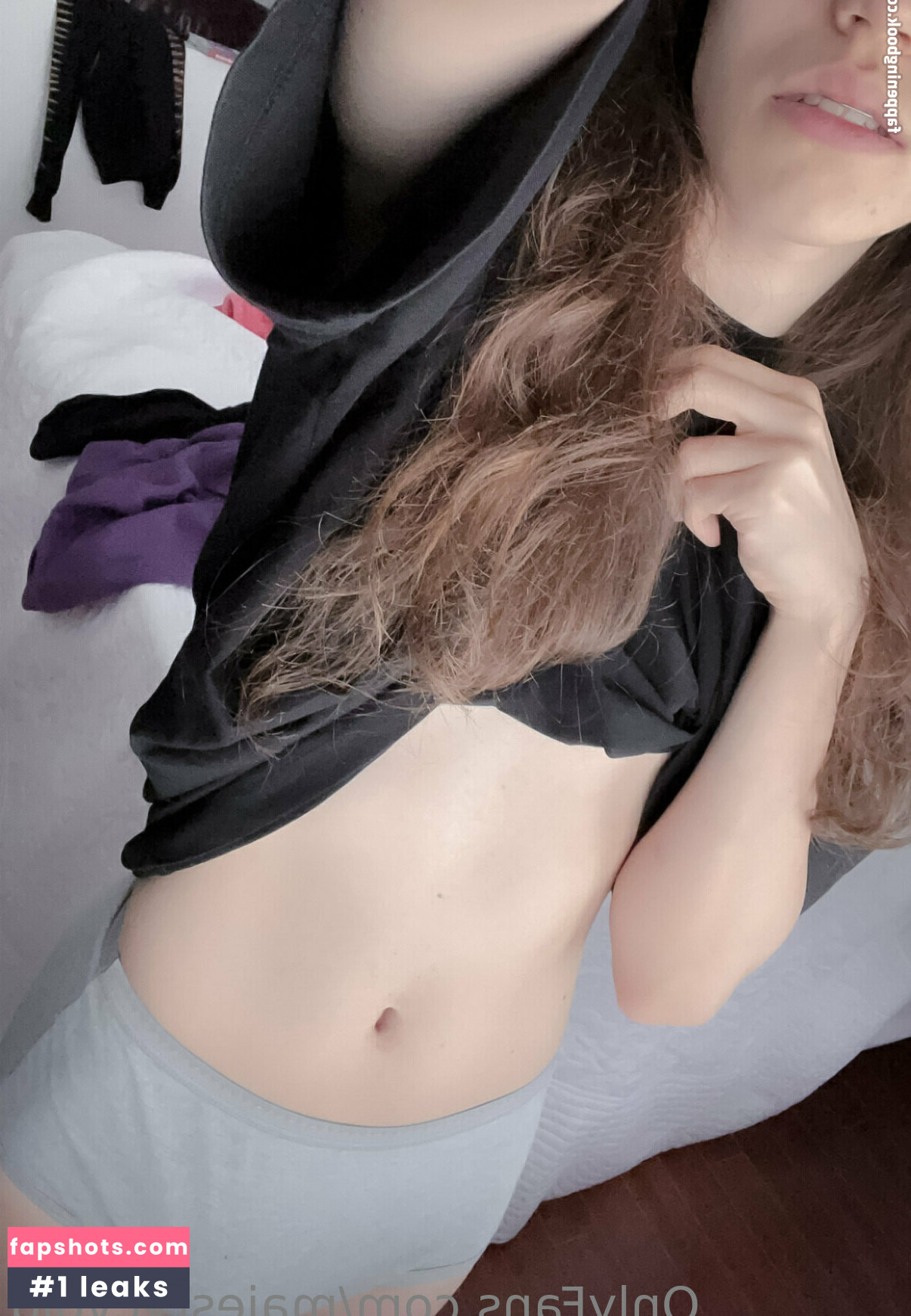 majestycvoid nude babe gallery