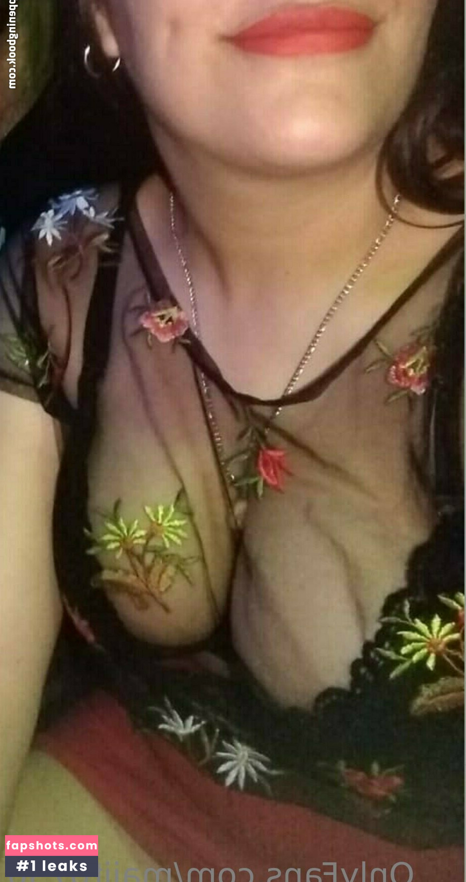 majito730 nude babe gallery