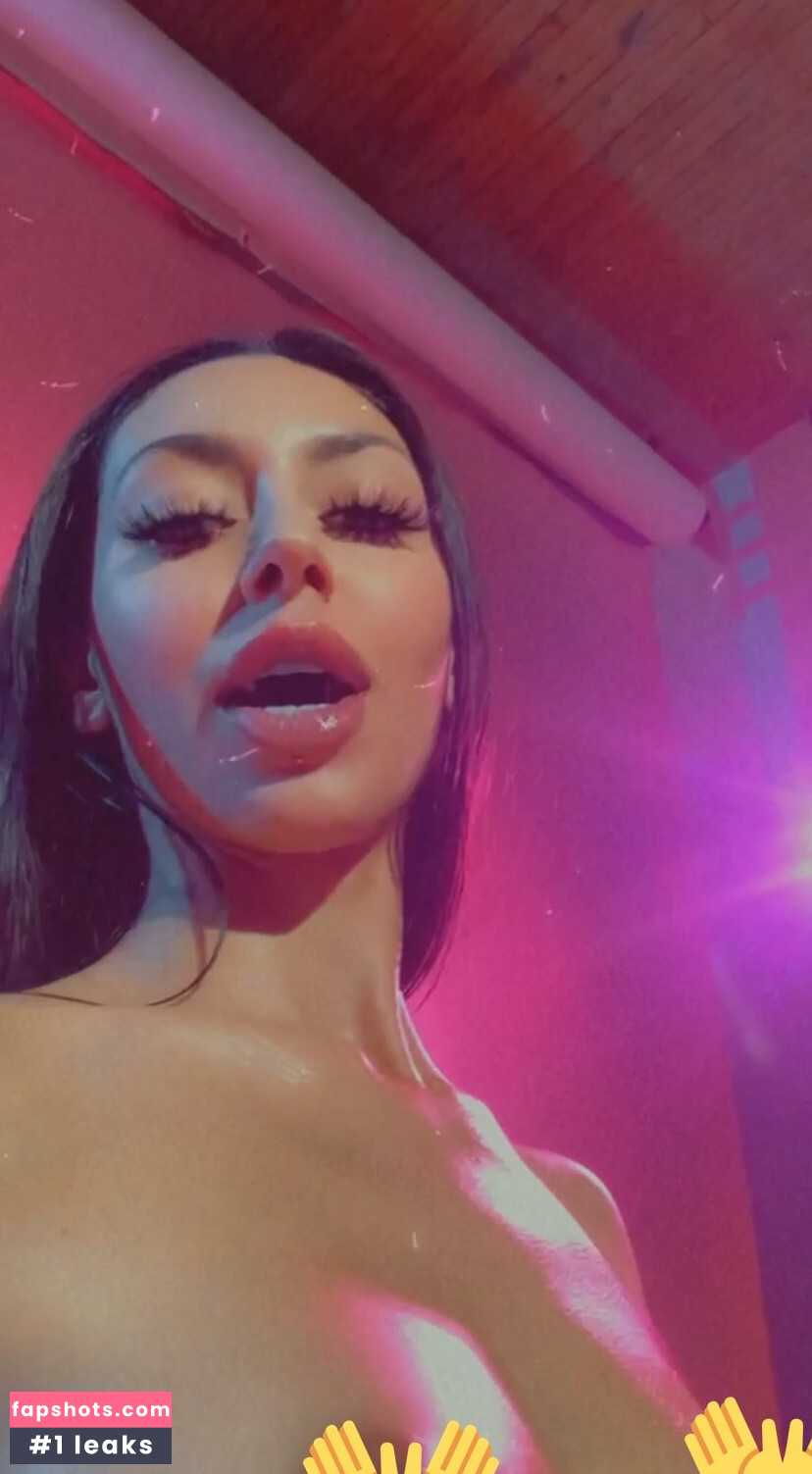 majork3y nude babe gallery