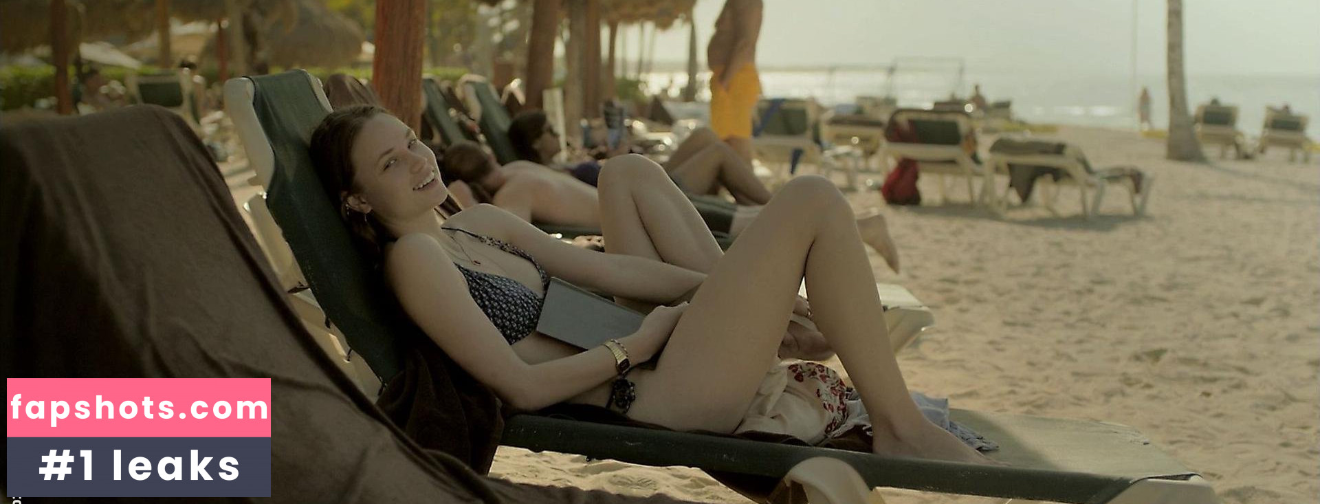 Makenzie Leigh gallery photo #9