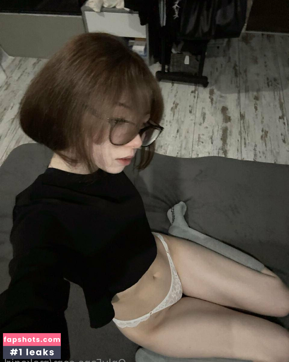 Makogirl Nude Leaks OnlyFans Photos #13 - LeakJerk