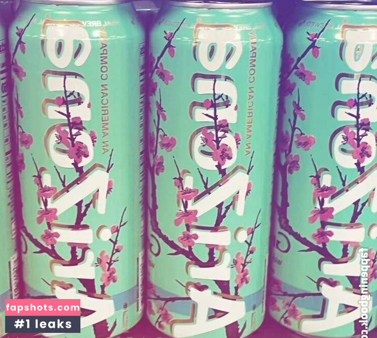 Makogirl nude babe gallery