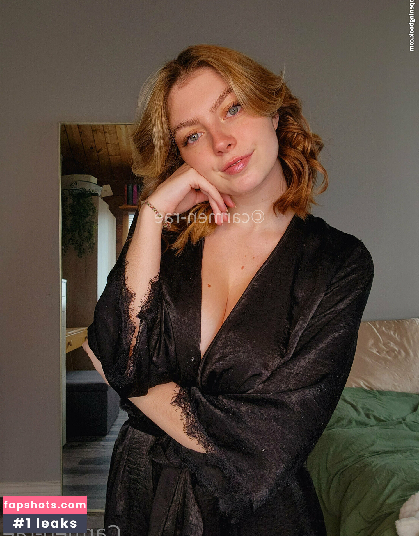 Makoshake gallery photo #1081