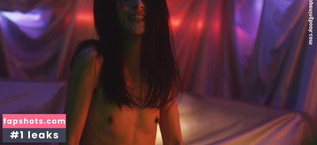 Makoto Togashi gallery photo #4