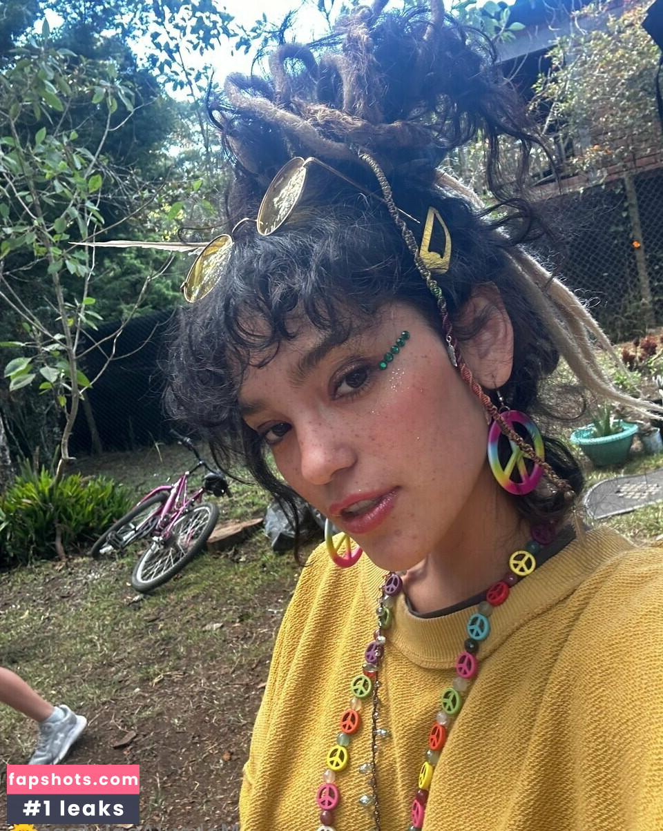 MakyMakys gallery photo #11